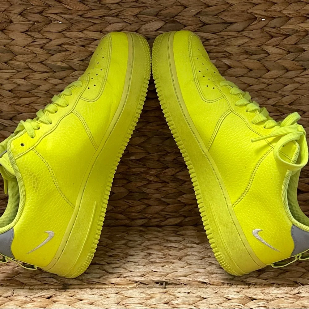 Nike Air Force 1 Utility Volt 2 Neon‎ Yellow Sneaker Shoes